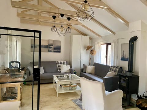 Living room, Seating area, fireplace