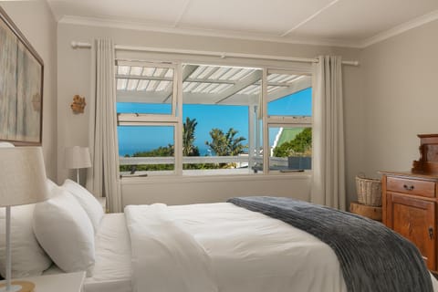 Bedroom, Sea view