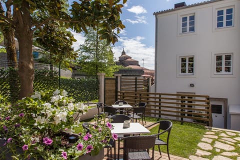 City view, Garden view, Landmark view