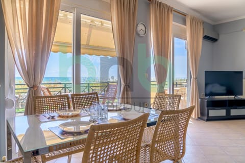 TV and multimedia, Living room, Dining area, Sea view, air conditioner