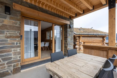 View (from property/room), Balcony/Terrace