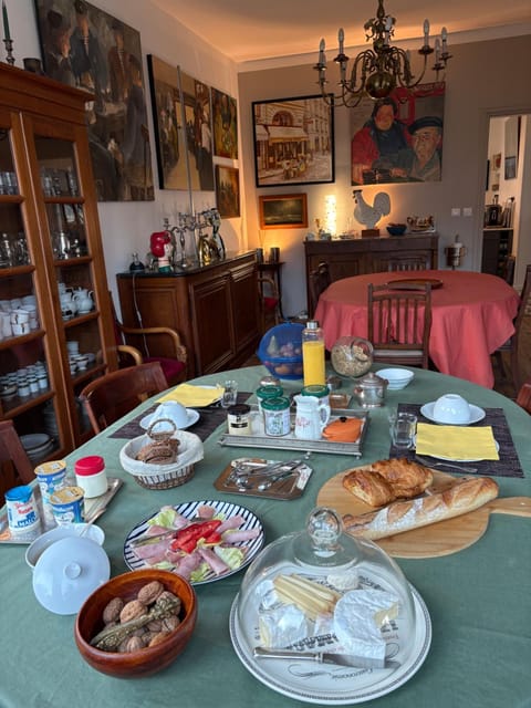 VILLA des Peintres Bed and Breakfast in Étretat