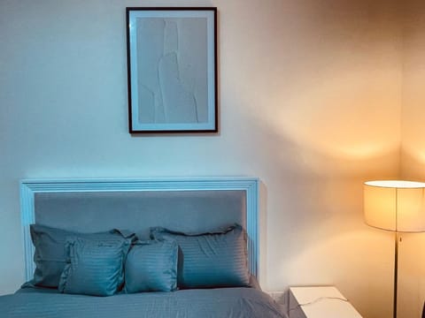 panorama sea view luxury apartment 3 bedroom VIP Apartment hotel in Ajman