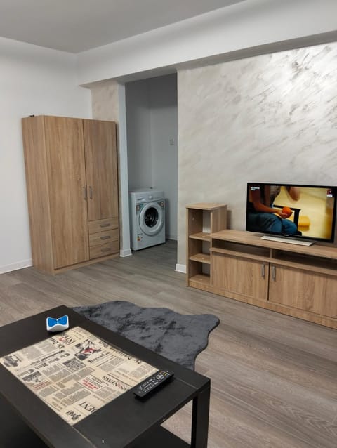Communal lounge/ TV room, TV and multimedia