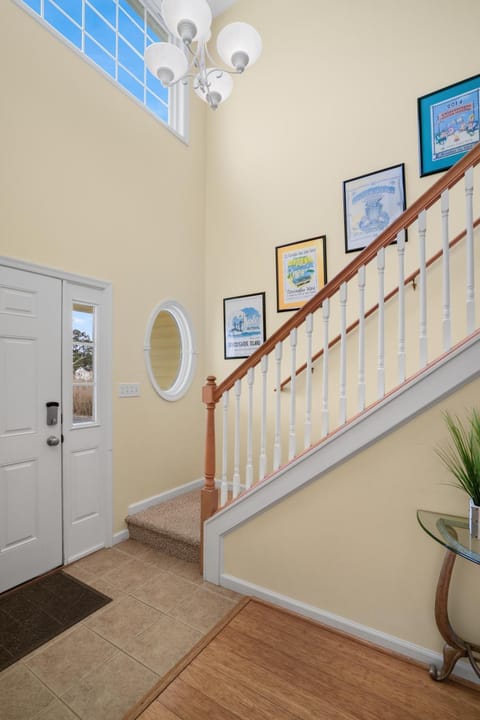 Sea La Vie - Duplex, Shared pool! House in Chincoteague Island