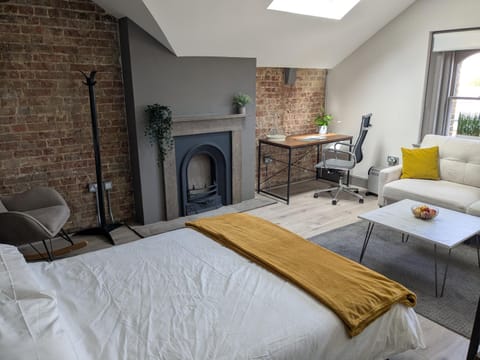 Bed, View (from property/room)