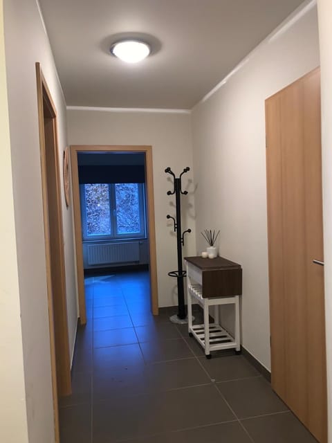 Stijlvol appartement in hartje Oostende vlak bij het strand en de winkelstraat - 6p Apartment in Ostend