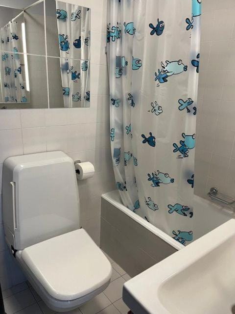 Toilet, Bathroom, Bath