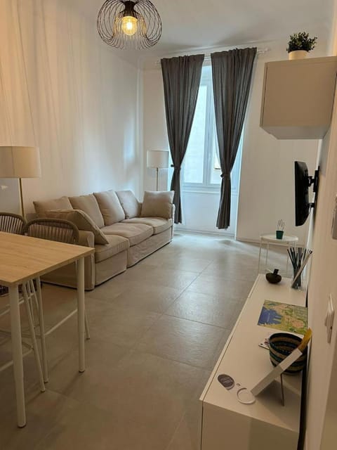 Via Del Teatro 1 Apartments Apartment in La Spezia