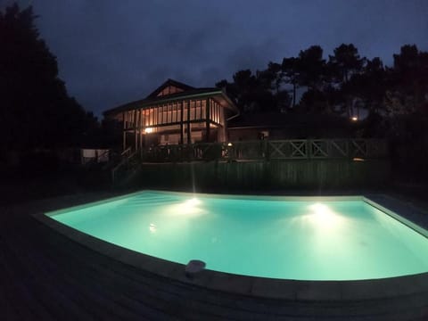 Balcony/Terrace, Swimming pool