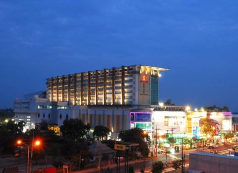 Property building, City view, Location