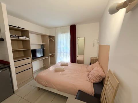 Le Clos d'Aix Célony studio 9 parking Apartment in Aix-en-Provence