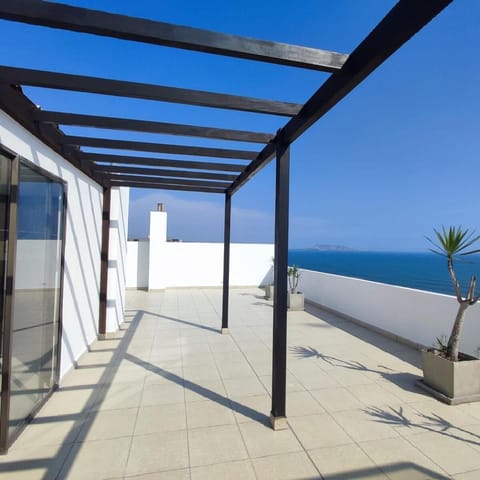 View (from property/room), Balcony/Terrace, Sea view