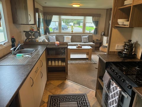 Starlight Stays Horizon Exclusive Campground/ 
RV Resort in England