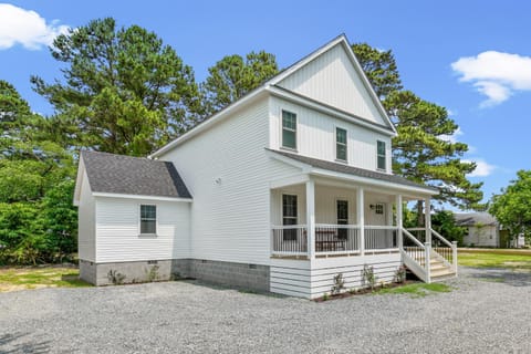 Tranquility - Brand new home in quiet location! House in Chincoteague Island
