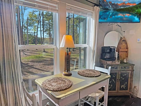 Little Dolly (In The Pines at KY Lake) 105 Pine Grove Lane, Dover, TN 37058 House in Lake Barkley