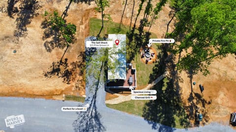 The Salt Shack (In The Pines at KY Lake) 121 Pine Grove Lane, Dover, TN 37058 House in Lake Barkley