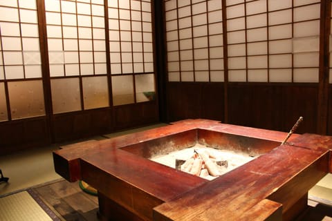 BBQ facilities, fireplace