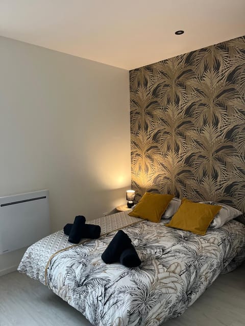 Le Péronne-2 Apartment in Cambrai