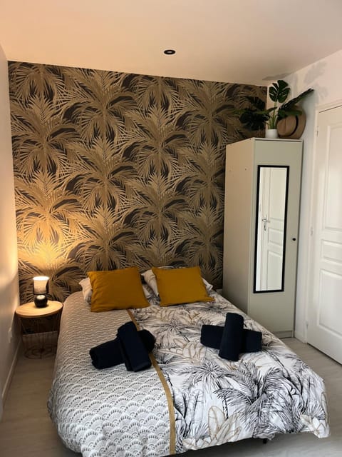 Le Péronne-2 Apartment in Cambrai