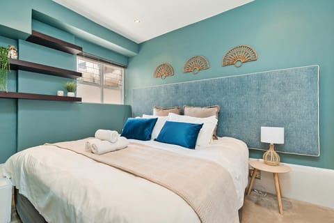 Luxe Sea Point Getaway Apartment in Sea Point