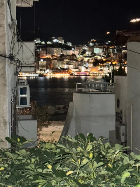 Center Rooms Apartment in Sarandë