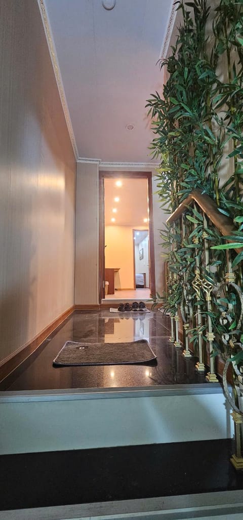 Property building, Communal lounge/ TV room, Neighbourhood