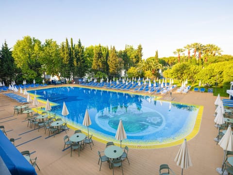 Pool view, Swimming pool