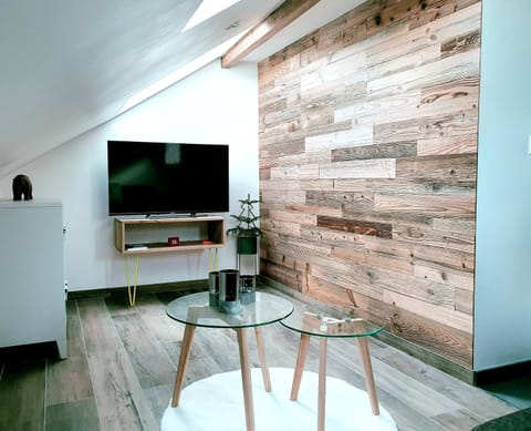 Communal lounge/ TV room, TV and multimedia, Evening entertainment