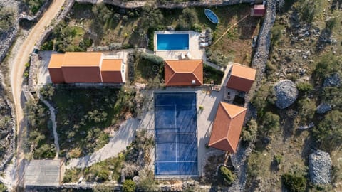 Property building, Bird's eye view, Garden, Garden, Garden view, Garden view, Swimming pool
