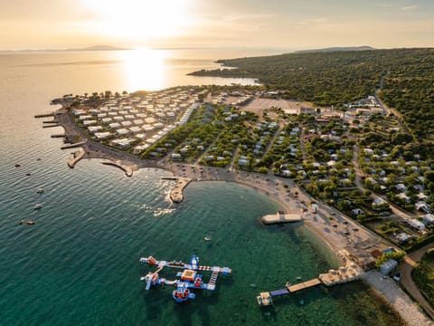 Bird's eye view, Sea view