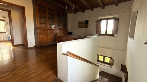 SE147 - Senigallia, porzione di casale su due livelli Apartment in Marche