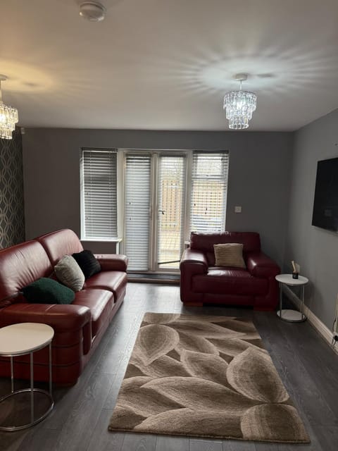 Beautiful park view town house Apartment in Wigan