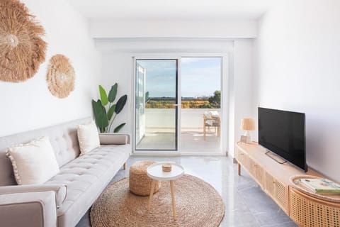 TV and multimedia, Balcony/Terrace, Living room, Seating area