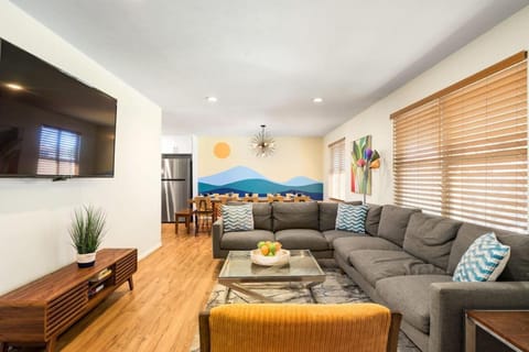 TV and multimedia, Seating area