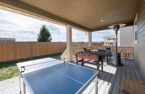Patio, Table tennis, Balcony/Terrace, Dining area