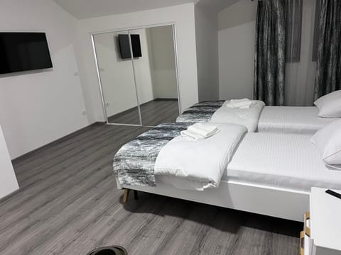 Casa Eden Apartment in Timiș County