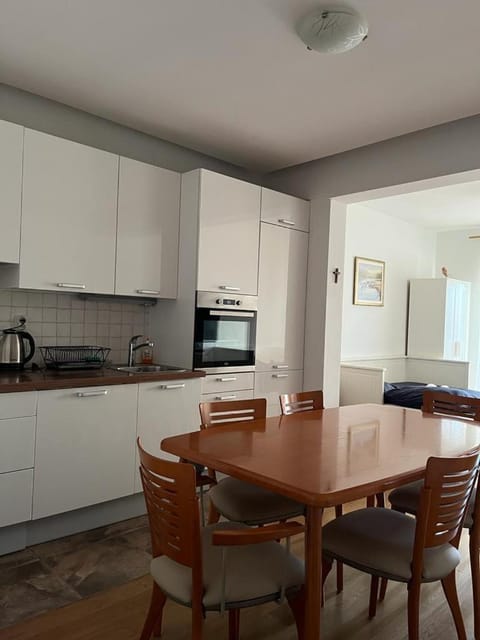 Apartments Karaman Apartment in Podstrana