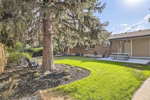 Property building, Patio, Natural landscape, Garden, Garden view