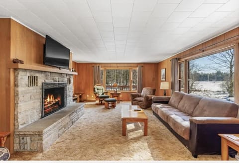 Eagle Villa At Otter Cove House in Wisconsin