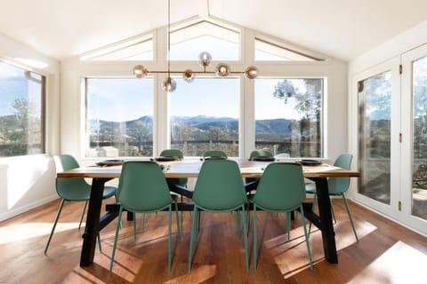 Natural landscape, Dining area, Mountain view