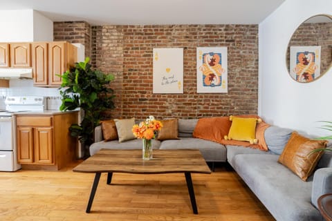 Kitchen or kitchenette, Living room, Seating area, pet friendly