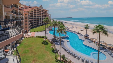 Property building, Beach, Sea view, Swimming pool