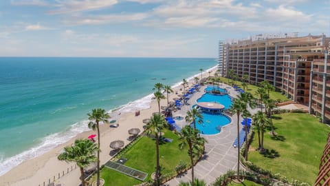 Property building, Day, Bird's eye view, Beach, Pool view, Sea view, Swimming pool, Swimming pool, sunbed