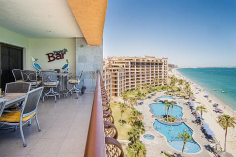 Property building, Day, Balcony/Terrace, Beach, Pool view, Sea view, Swimming pool