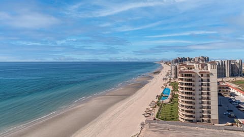 Property building, Day, Bird's eye view, Beach, City view, Sea view
