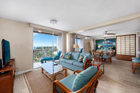 Kailua Village#705 House in Holualoa