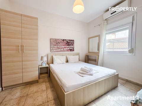 SeaYa Beach Retreat - Private Parking Apartment in Halkidiki