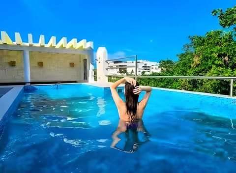 Pool view, Swimming pool