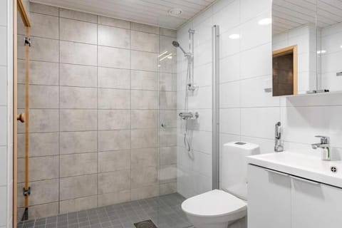 Uniikki kolmio Aurajokinäkymin Apartment in Turku